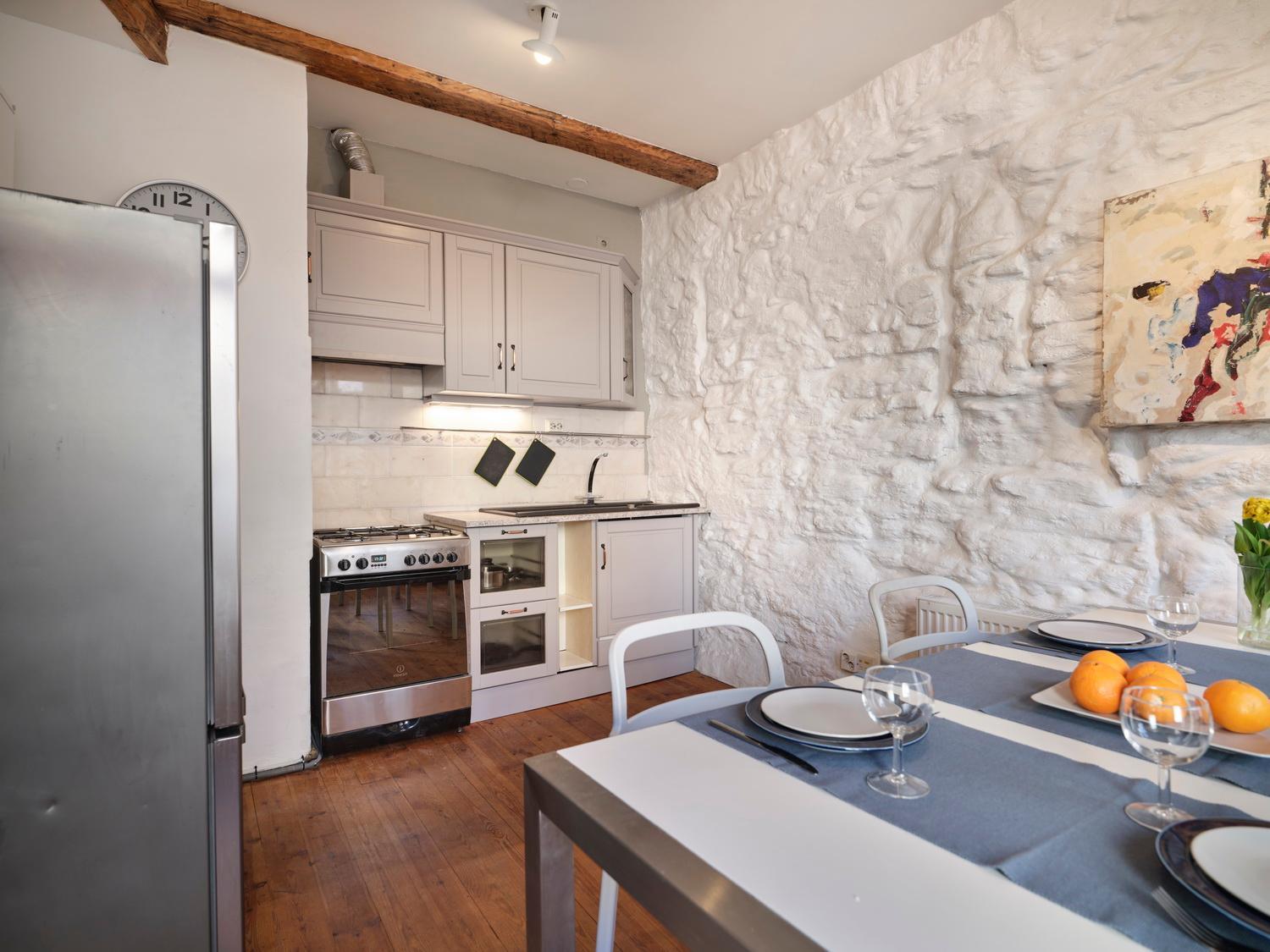 Historic Apartment With Private Garden In Old Town Ταλίν Εξωτερικό φωτογραφία